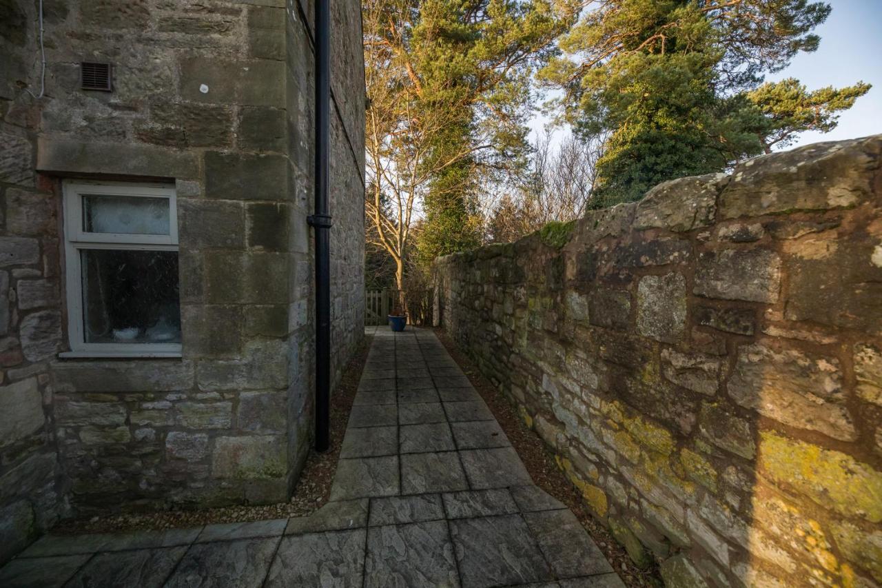 Host & Stay - Poppy Cottage Bamburgh Dış mekan fotoğraf